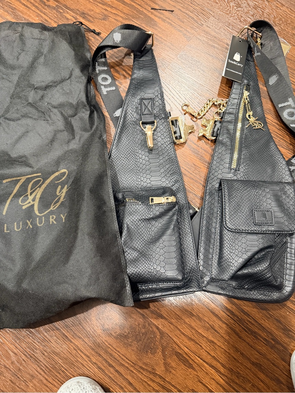 T&Cy Luxury Black Men's Sling Belt Bag with Gold Accents